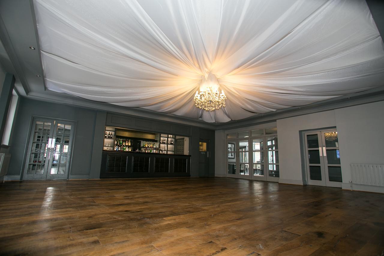 Saffron Suite And Kitchen Saffron Walden Exterior photo